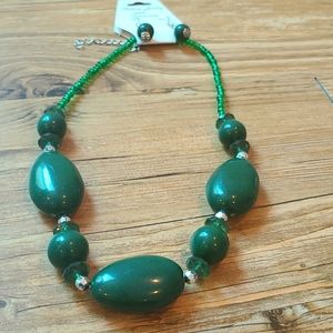 Green necklace set